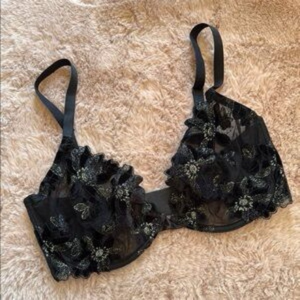 Victoria's Secret Black and Silver Floral Bra